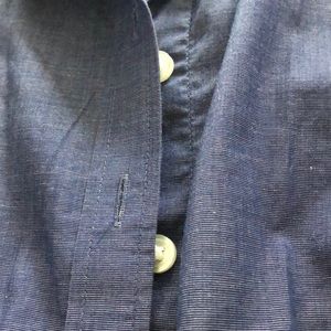 Banana Republic Tops - petite Banana Republic non- iron fitted button up Banana Republic Tops - petite Banana Republic non- iron fitted button up
